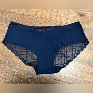 Victoria’s Secret Hiphugger sheer back panty Size - Medium NWT